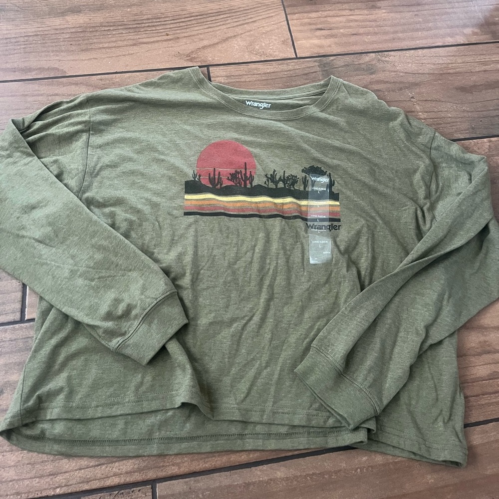 NWT wrangler dessert long sleeve large - Picture 1 of 4